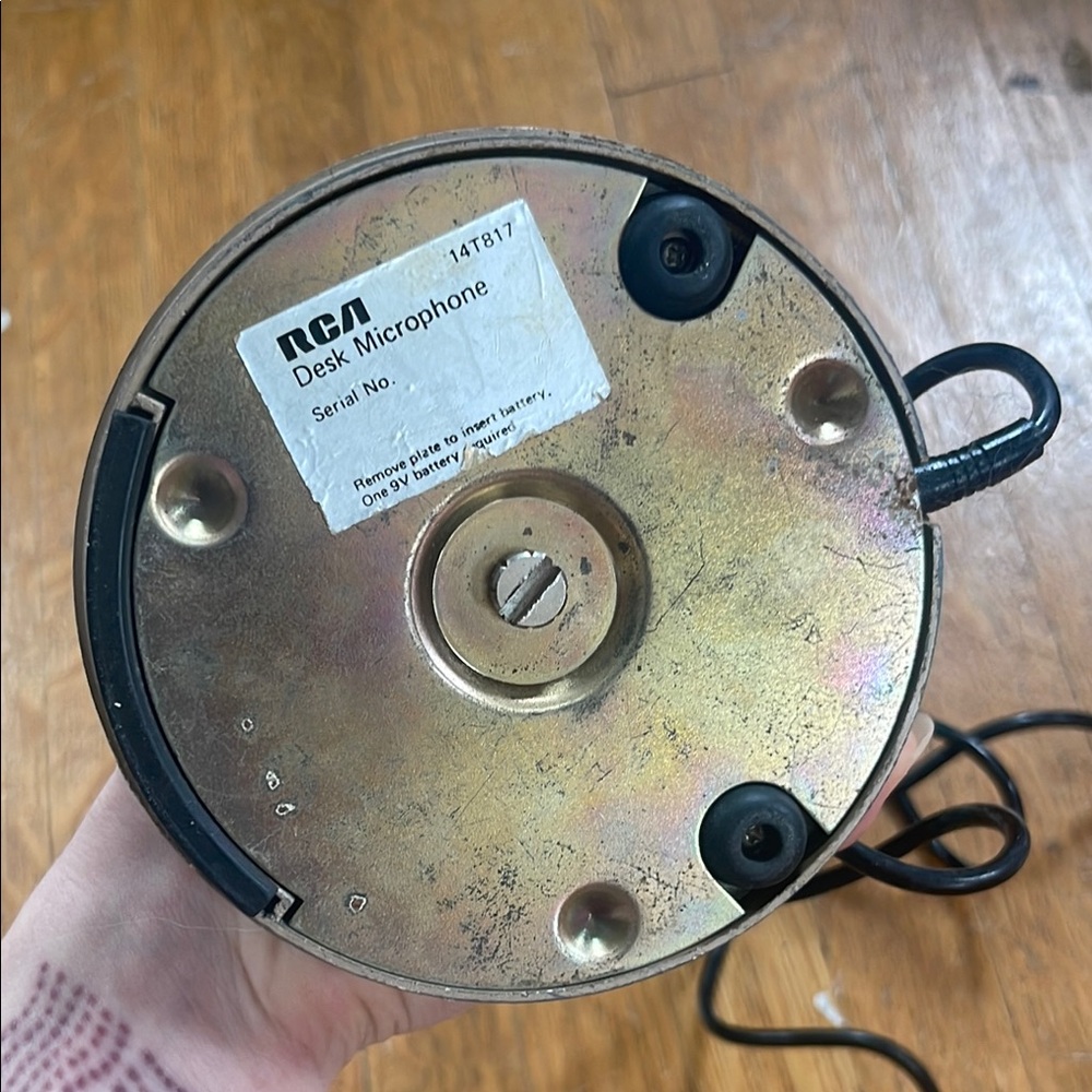 Vintage Desktop Microphone with Stand - Picture 11 of 16